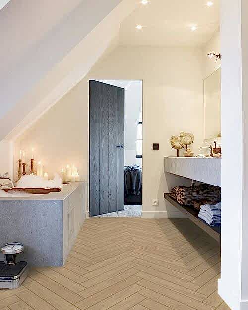 Berry Alloc Chateau Charme Light Natural Balıksırtı Laminat Parke​