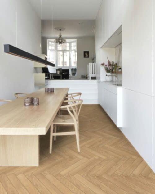 Berry Alloc Chateau Java Natural Balıksırtı Laminat Parke